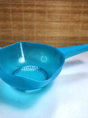 Vintage Tupperware 1200 Blue Colander Strainer with Handle Retro Kitchen Tool